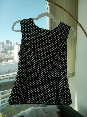 Diane von Furstenberg Black and White Polka Dot Peplum Top (Size 4)